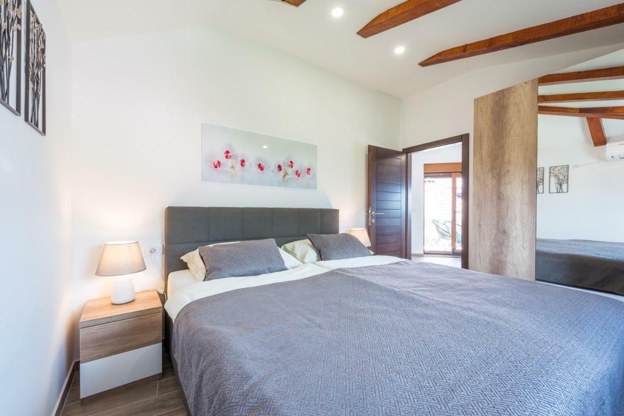 Apartments Villa Elena 3 تْسافتات المظهر الخارجي الصورة