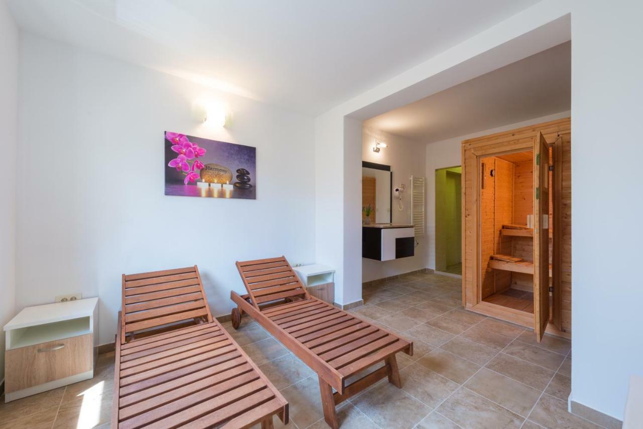 Apartments Villa Elena 3 تْسافتات المظهر الخارجي الصورة